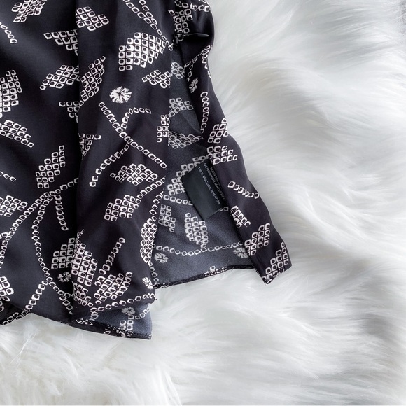 Isabel Marant Étoile Delocia Floral Blouse in Black V-neck Flutter Sleeves - Picture 12 of 16